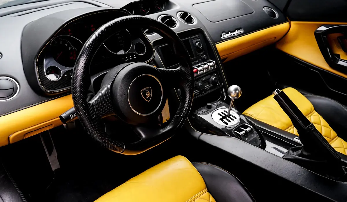 Lamborghini - Gallardo LP 570 - Car Rentals Near me - Used Cars Near me - Exclusive Concierge Club.webp